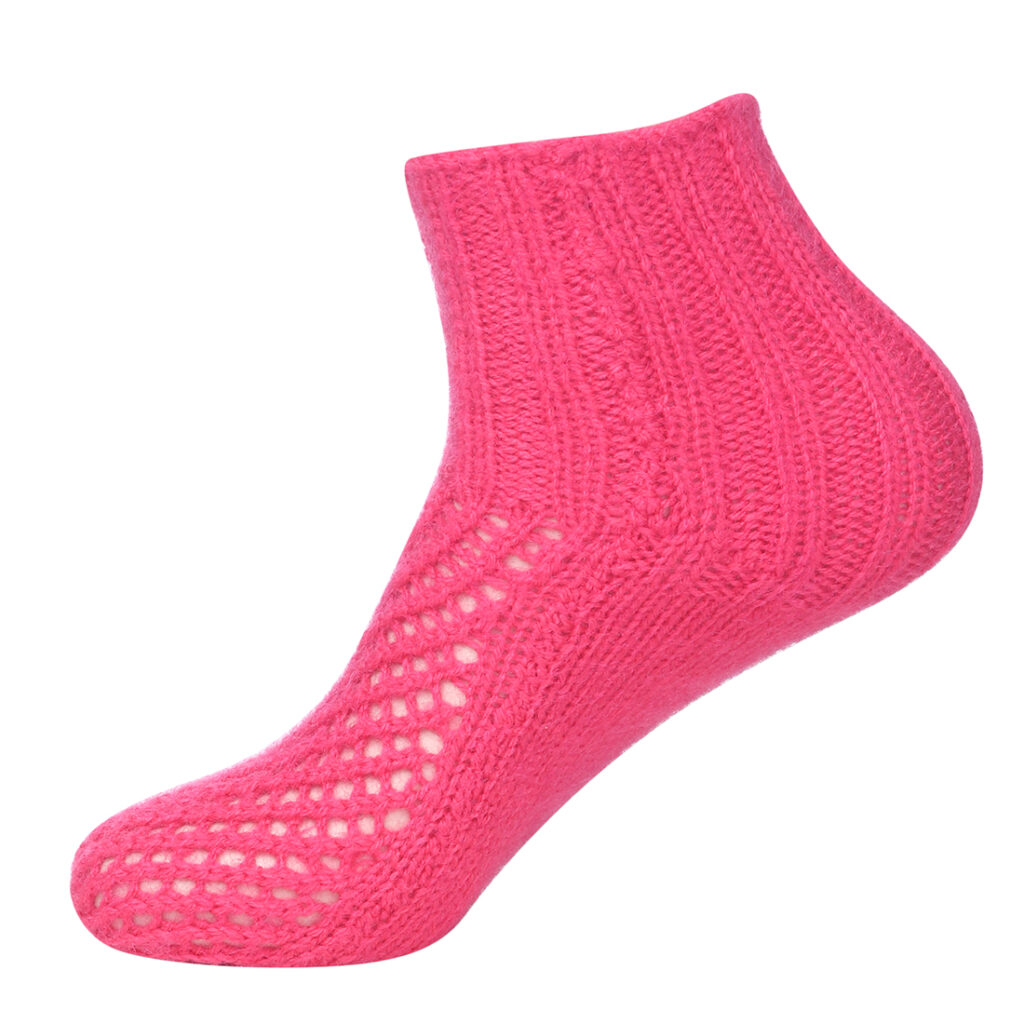 Handmade KC woolen socks for girls & women #Net Design #Pink #Adorable ...